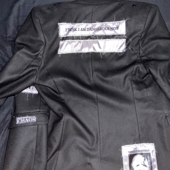 Jacket - Picture 3 of 5